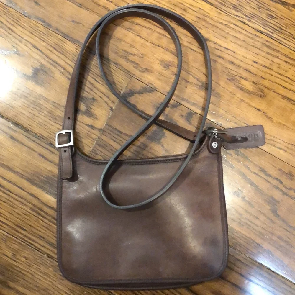Vintage COACH Mahogany Leather Swingaway Crossbody Bag Silver Hardware 9142